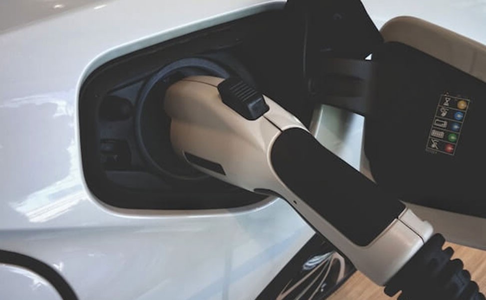 新能源汽車充電樁智能化管理與維護(hù)